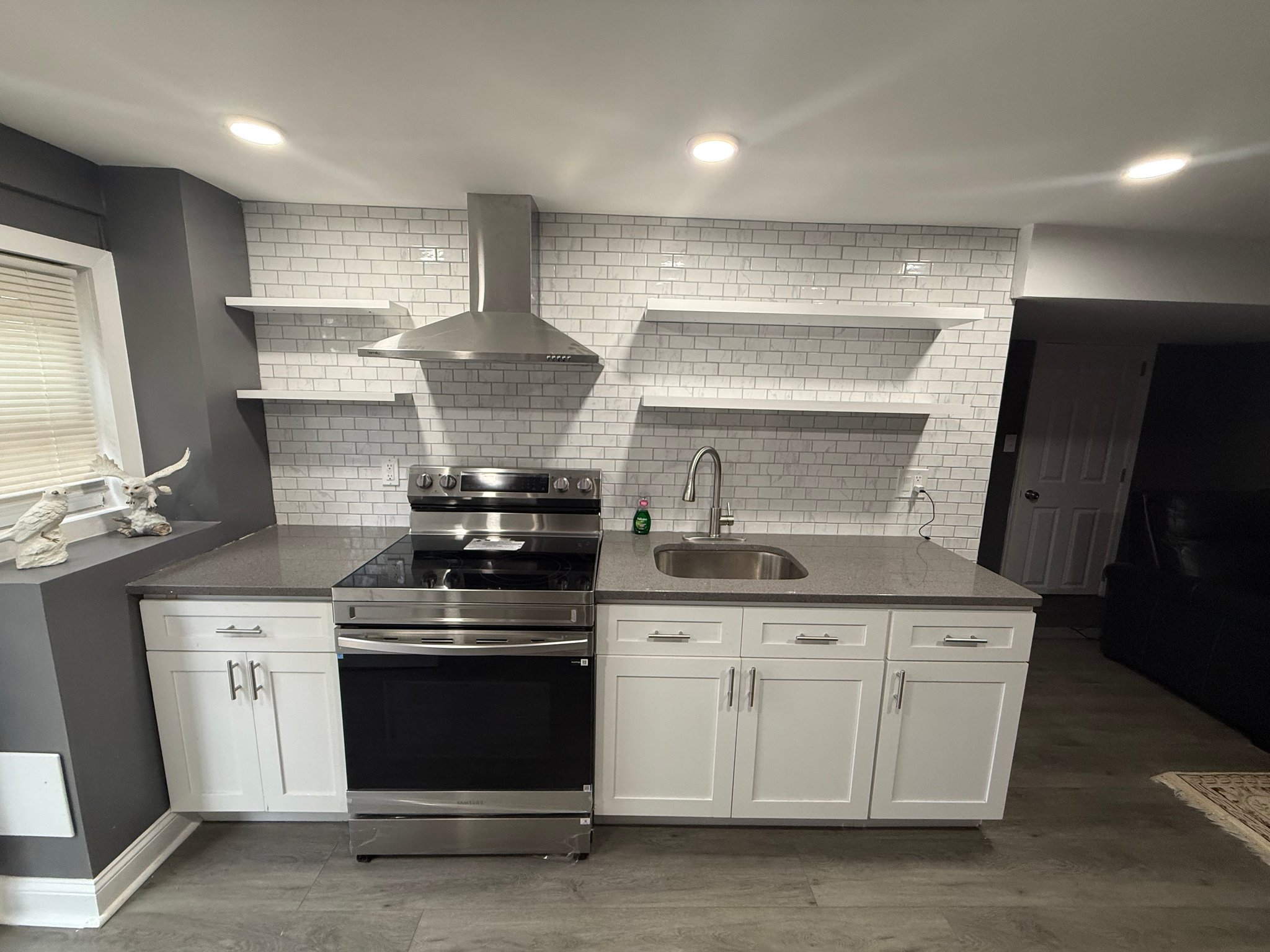 Philadelphia Single Room: 8037 Lindbergh Blvd