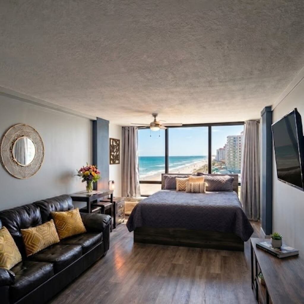 Daytona Beach Condo: 1909 S Atlantic Ave