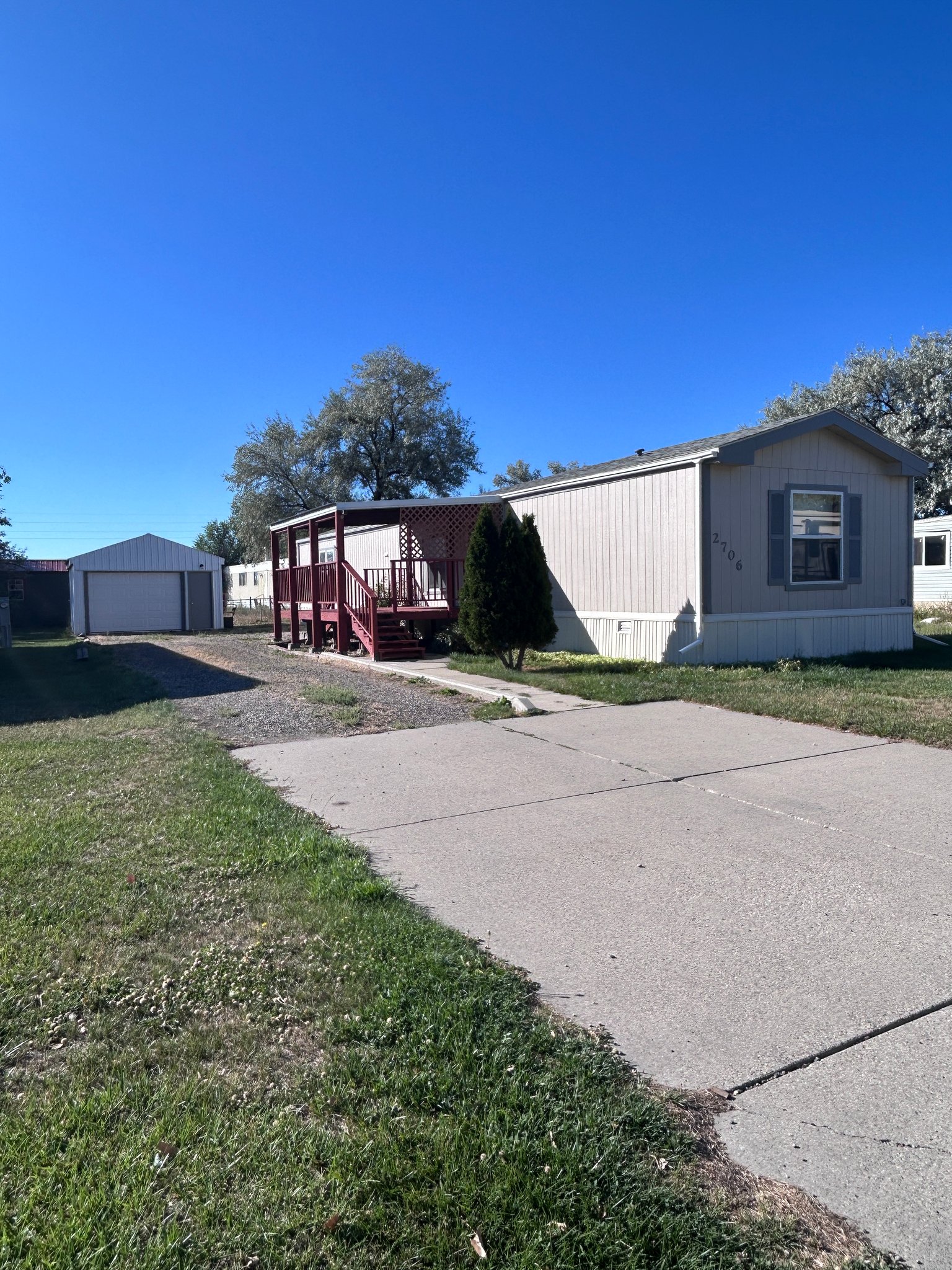 Laurel House: 2706 Topeka Drive