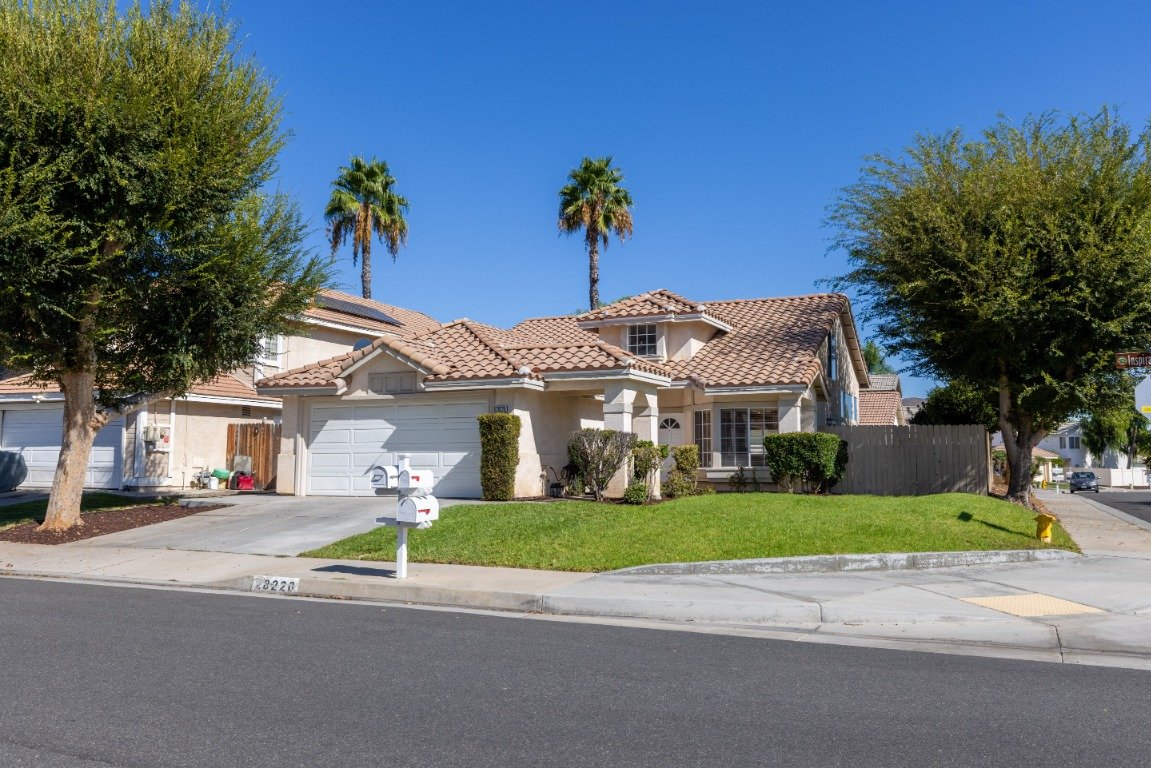 Menifee House: 28220 Inspiration Lake Dr
