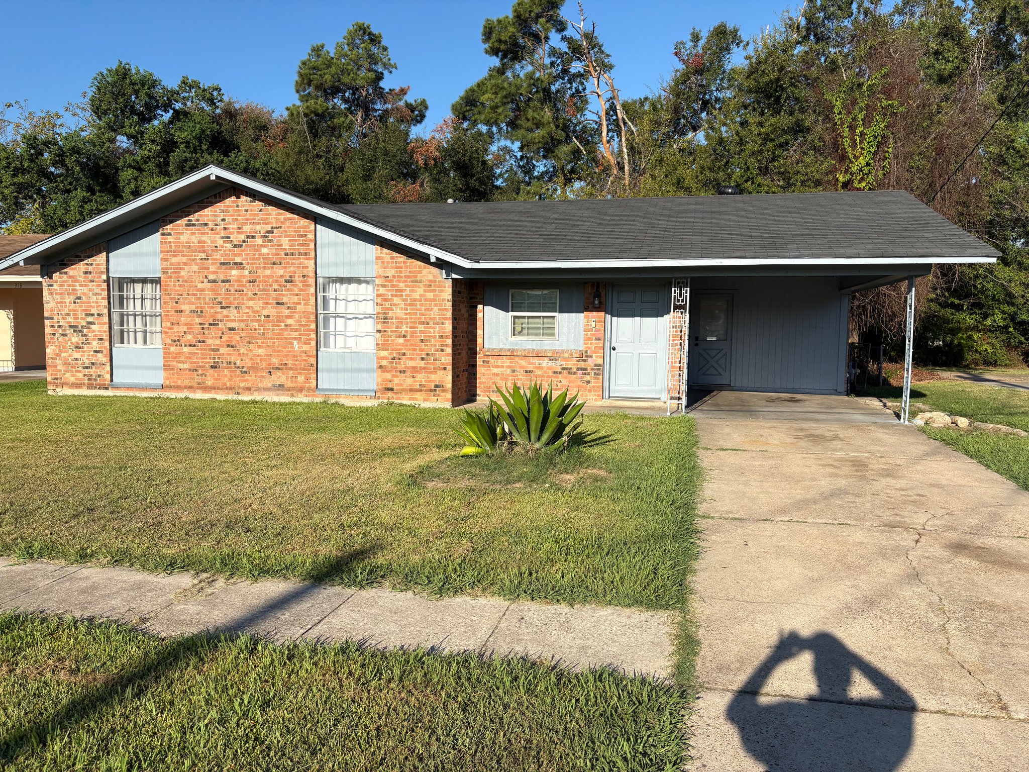 Monroe House: 316 Nevada Dr
