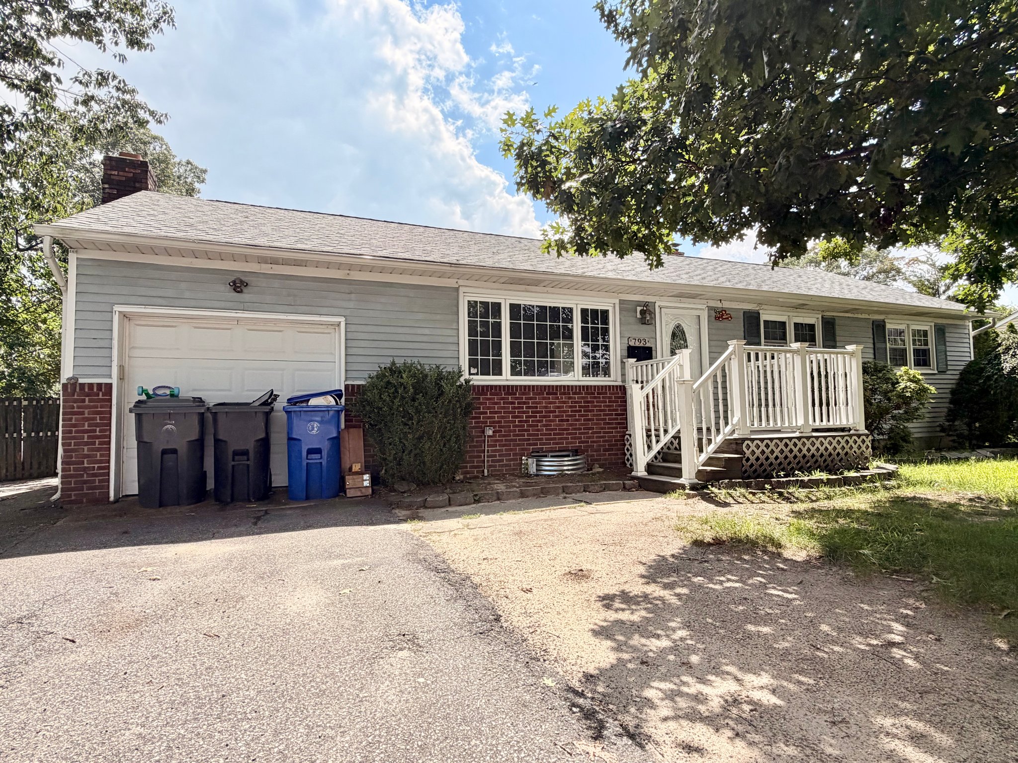 Toms River House: 793 Bay Ave
