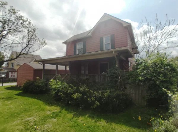 Indianapolis House: 4923 Rockville Rd