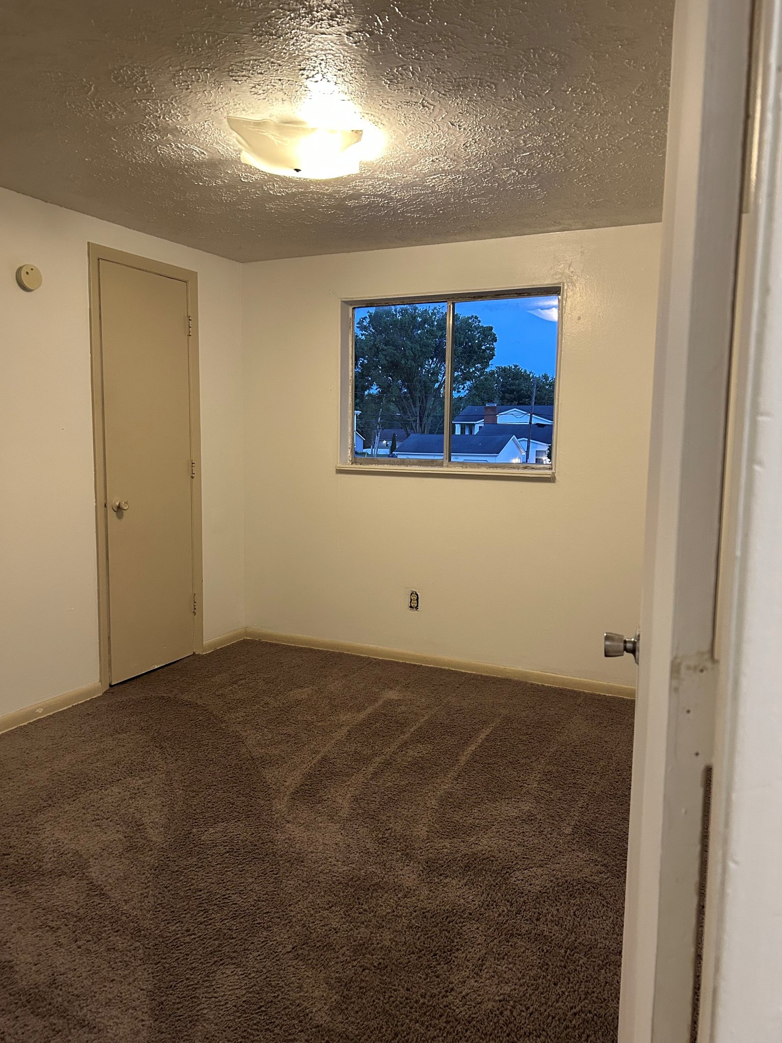 Lorain Multiplex: 1331 Lakeview Ave
