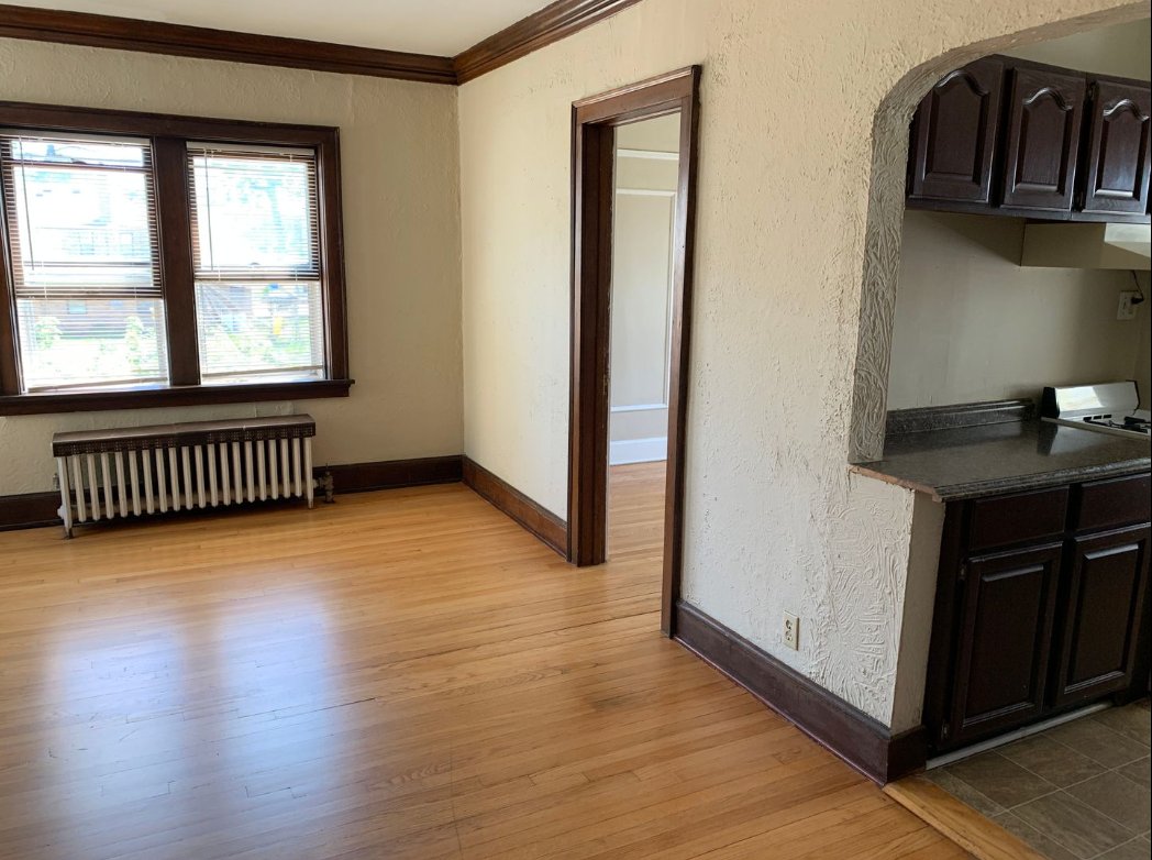 Milwaukee Apartment: 3817 N Humboldt Ave