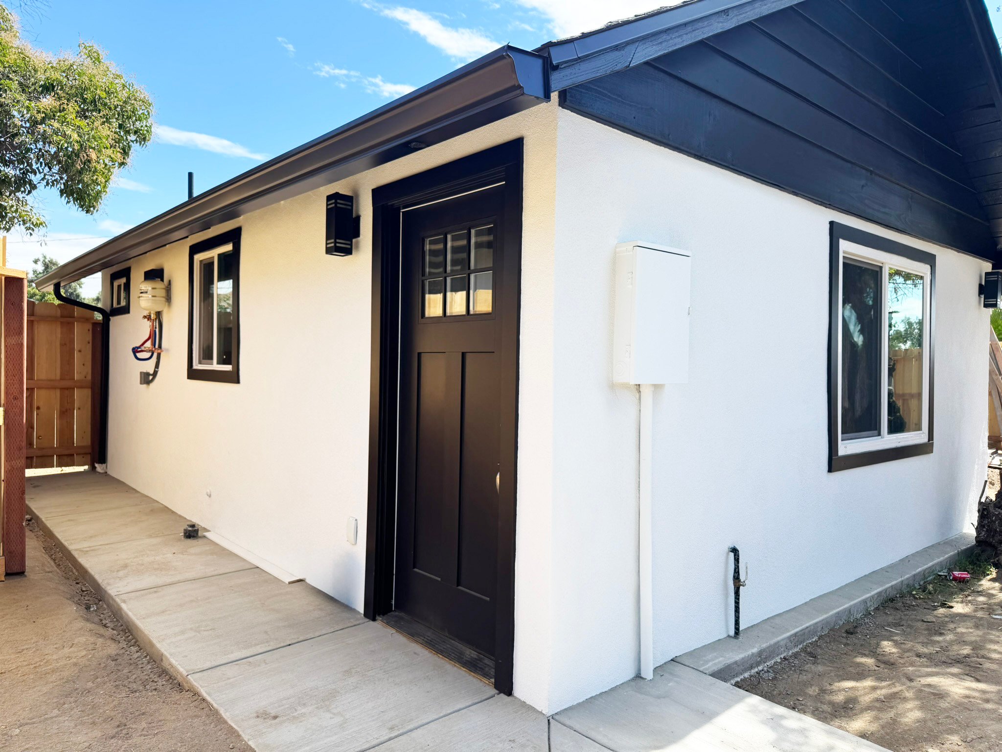 Modesto Multiplex: 2410 River Rd #B