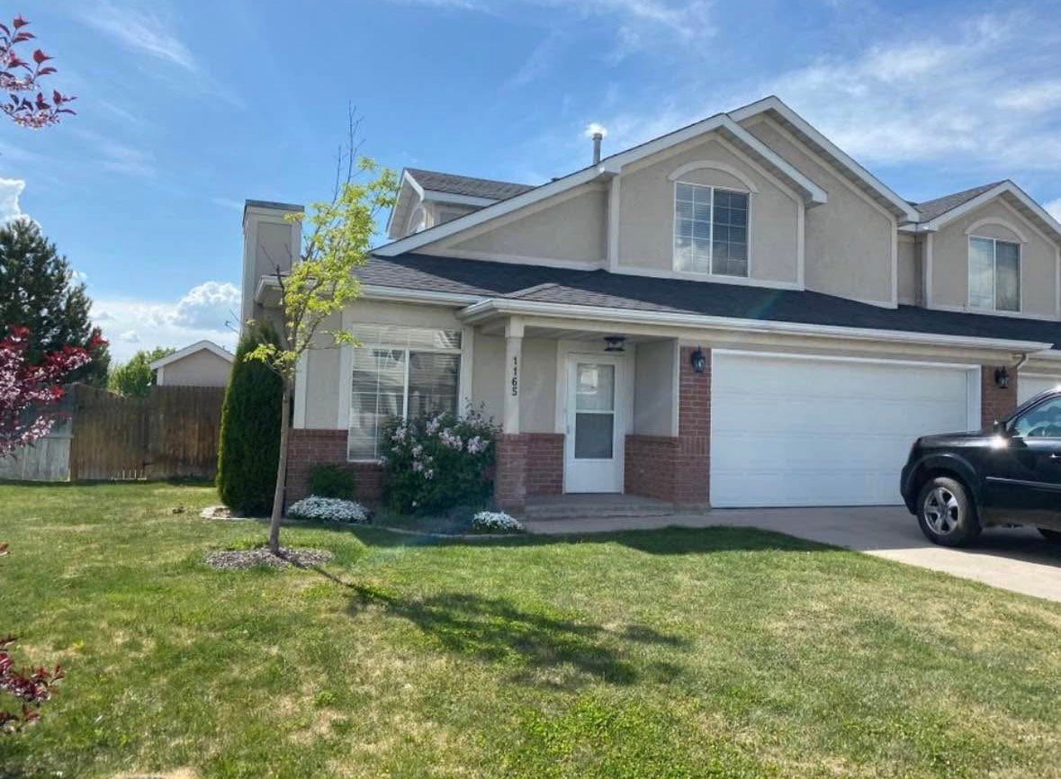 Logan Townhome: 1165 N 320 W