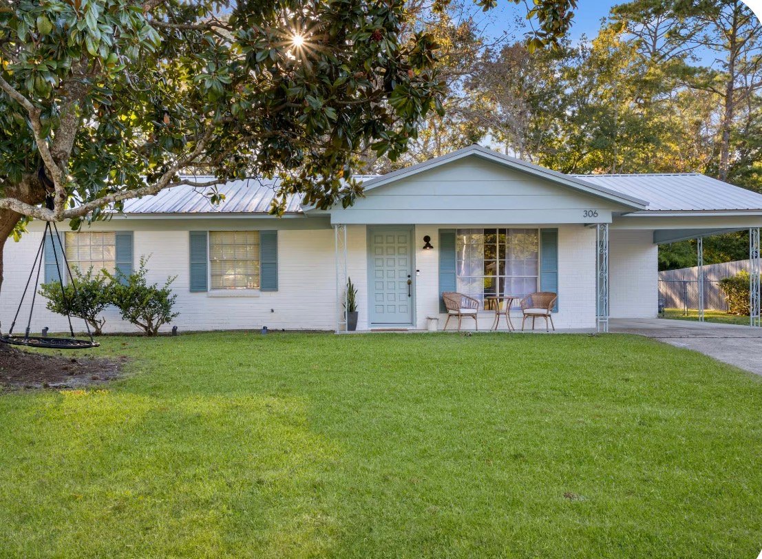 Ocean Springs House: 306 Sheppard Dr