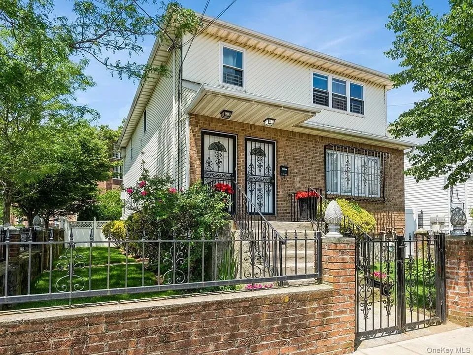 Springfield Gardens Multiplex: 14662 181st street