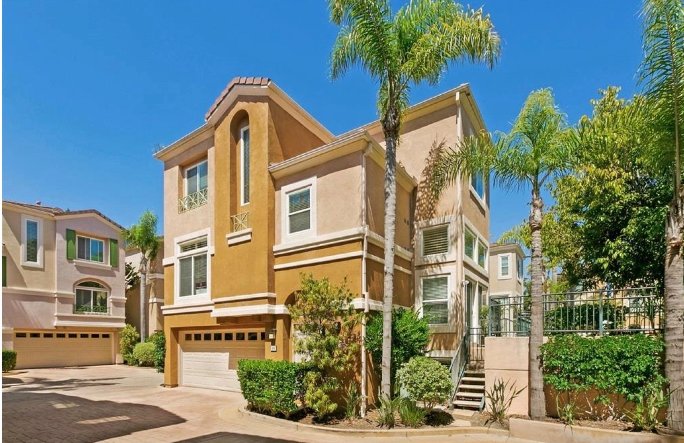 San Diego House: 12650 Carmel Country Road