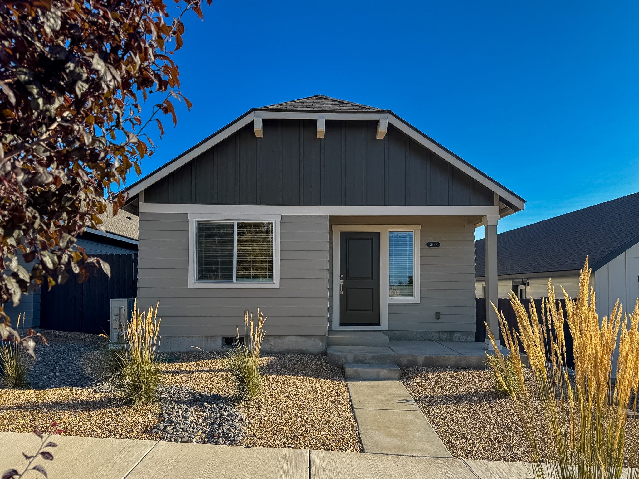 Redmond House: 3998 SW Obsidian Ave