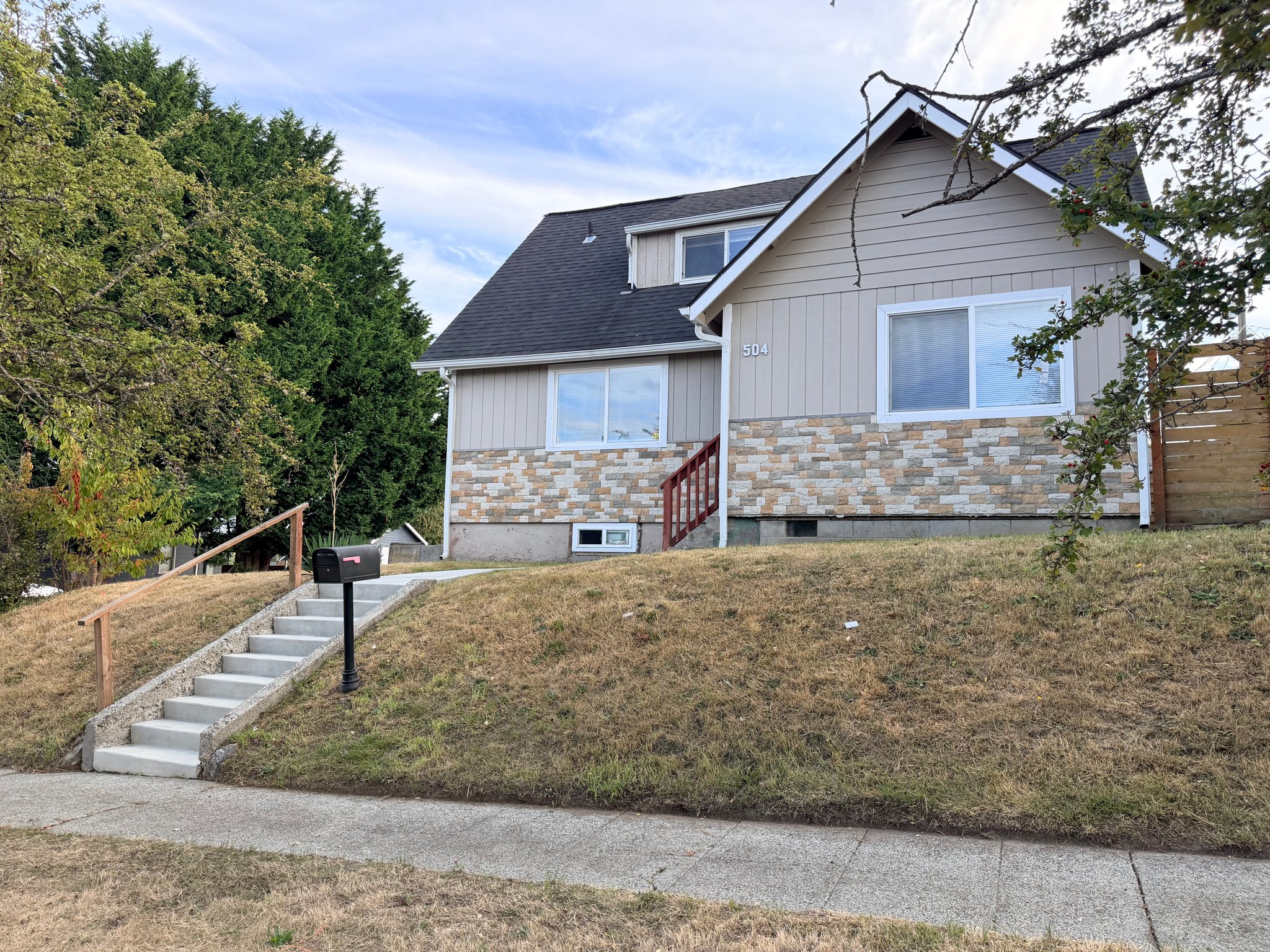 Tacoma House: 504 S 59th St