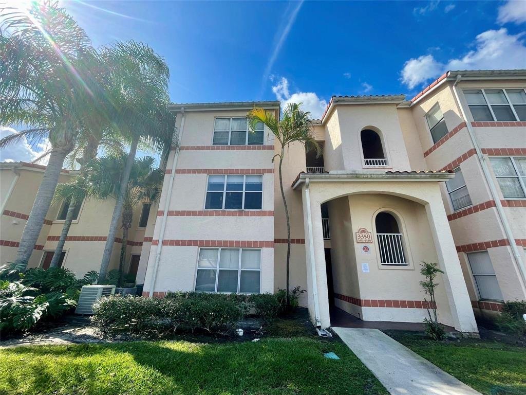 Margate Condo: 3350 Pinewalk Dr N