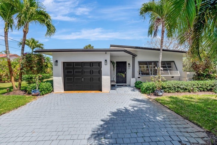 Delray Beach House: 231 SE 3rd Avenue