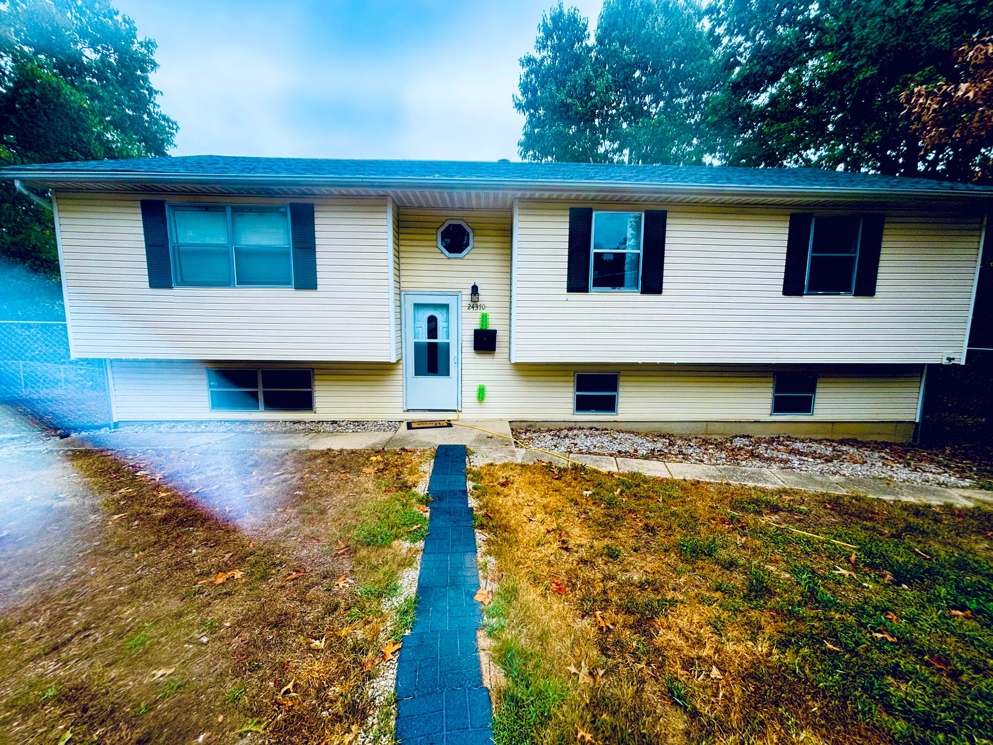 St. Robert House: 24370 trolley lane