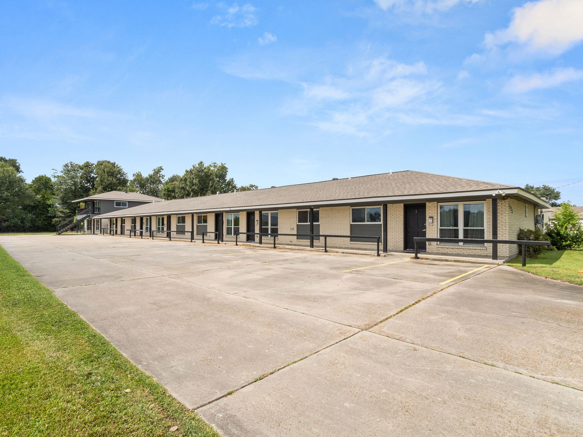 Lake Charles Apartment: 3322 Kingham St