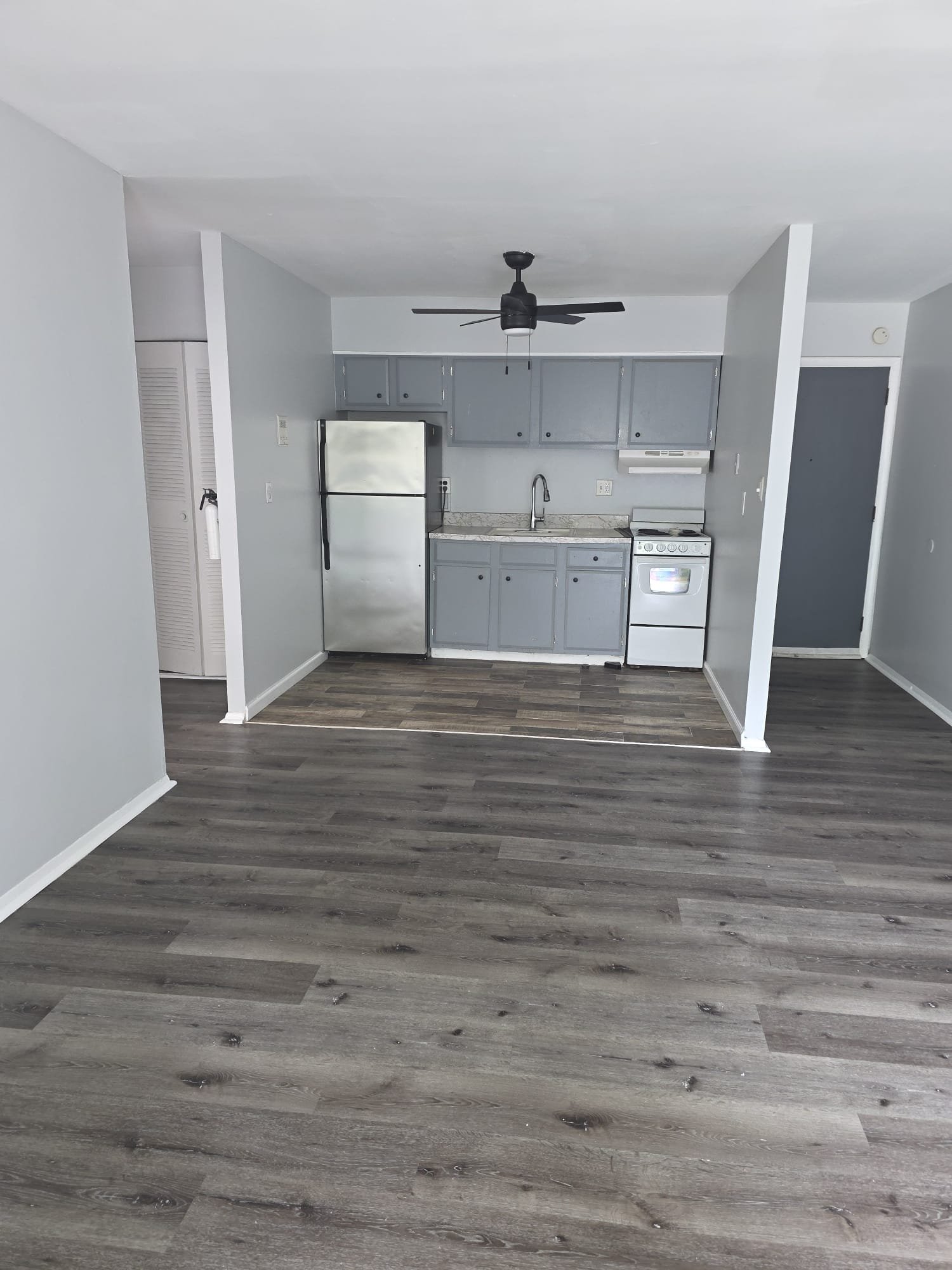 Chester Apartment: 920 E 21st St