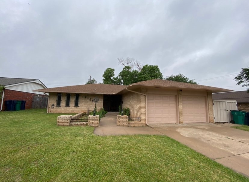 Oklahoma City House: 7105 S Mckinley Ave