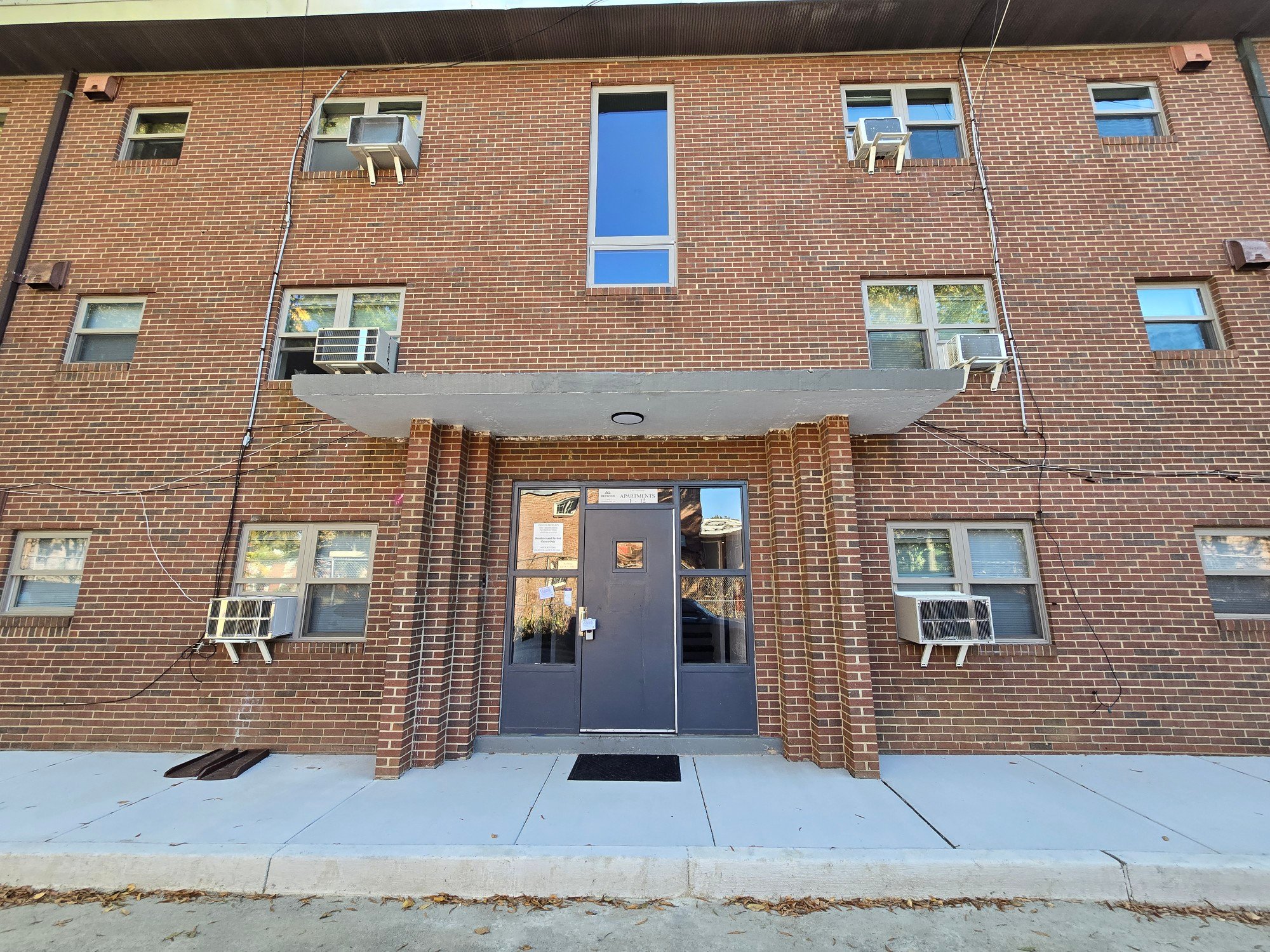 Richmond Multiplex: 3916 Chamberlayne Ave