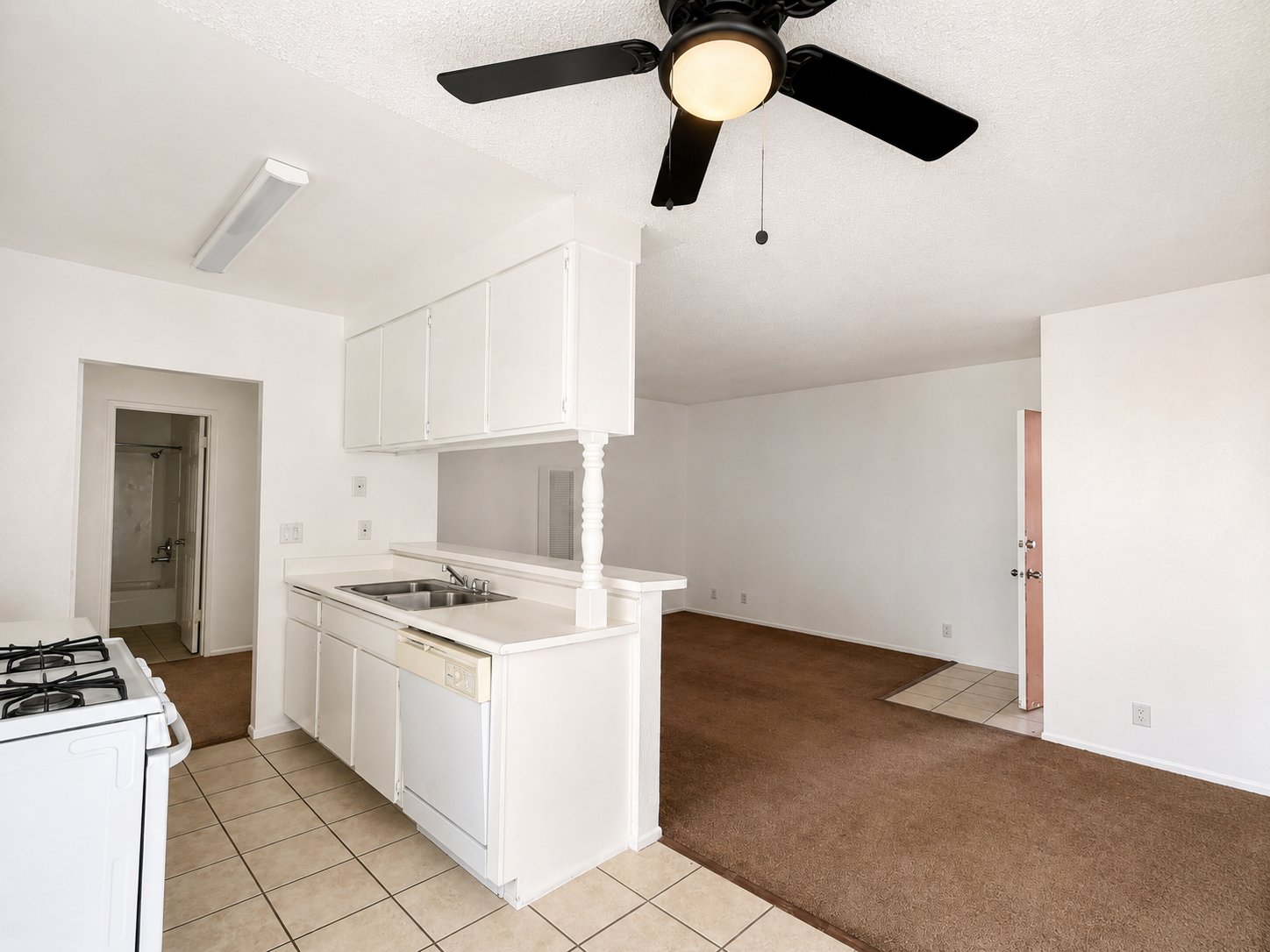 Palmdale Apartment: 316 East Ave. Q-7