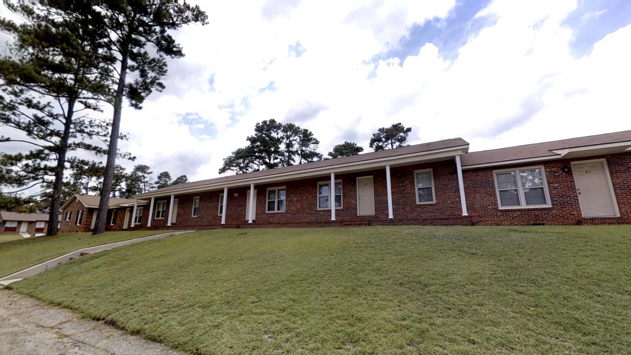 Fayetteville Apartment: 279 Crabapple Circle