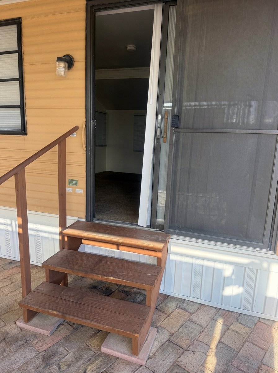 Yuma Apartment: 24 W Rio Colorado Dr