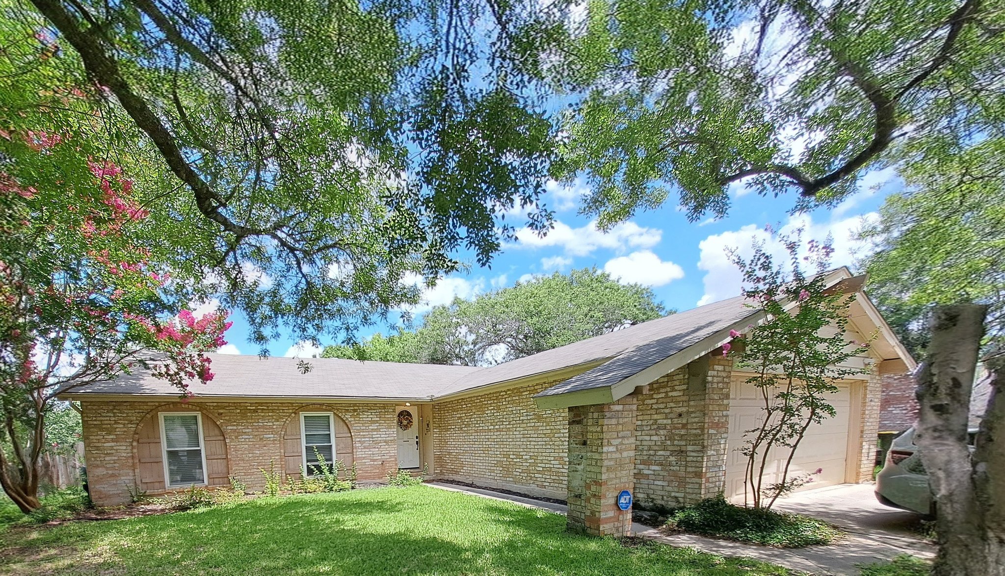 Schertz Single Room: 3413 Morning Dr