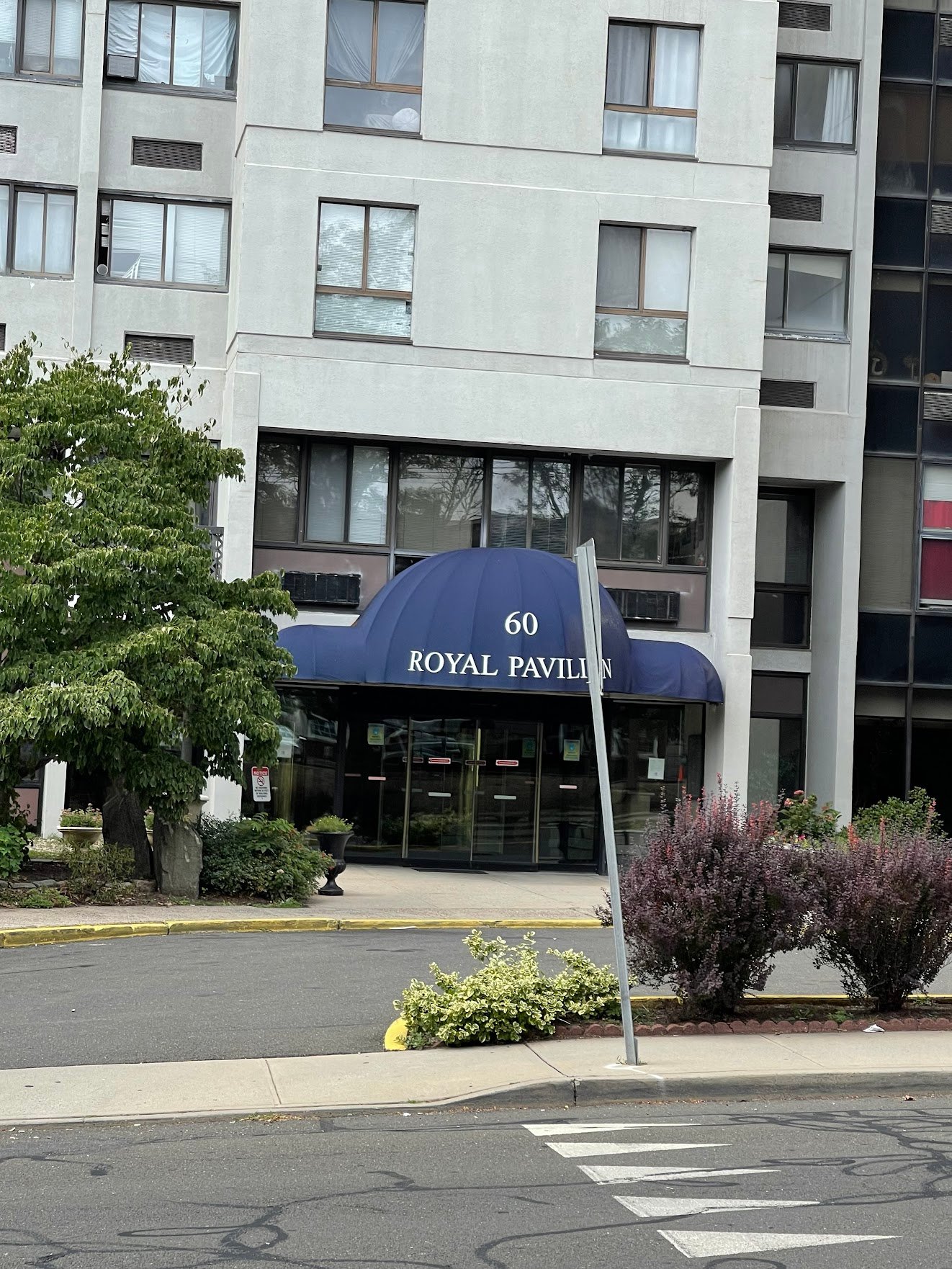 Stamford Apartment: 60 Strawberry Hill Ave. Unit 1006