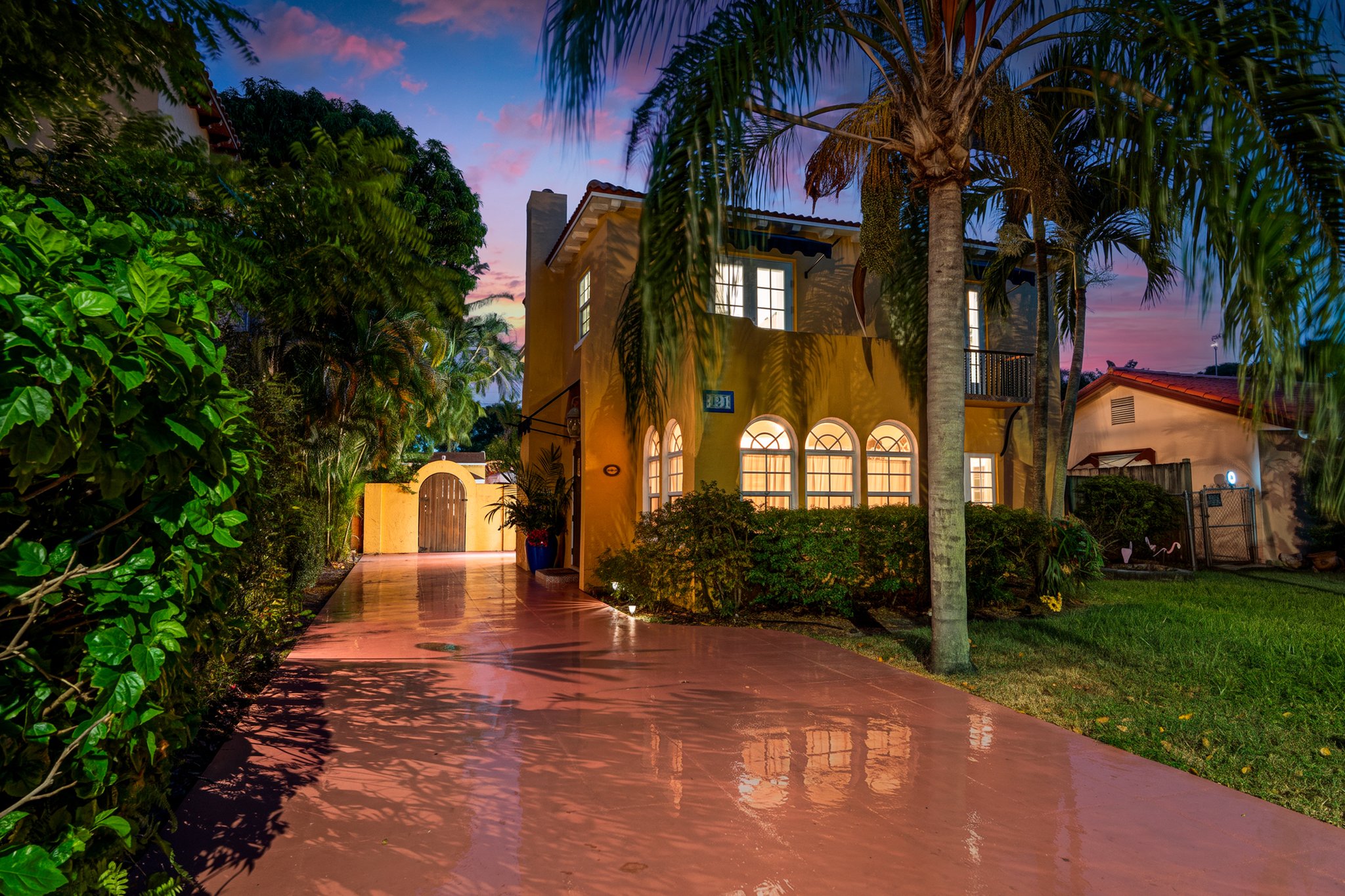 West Palm Beach House: 424 28th St