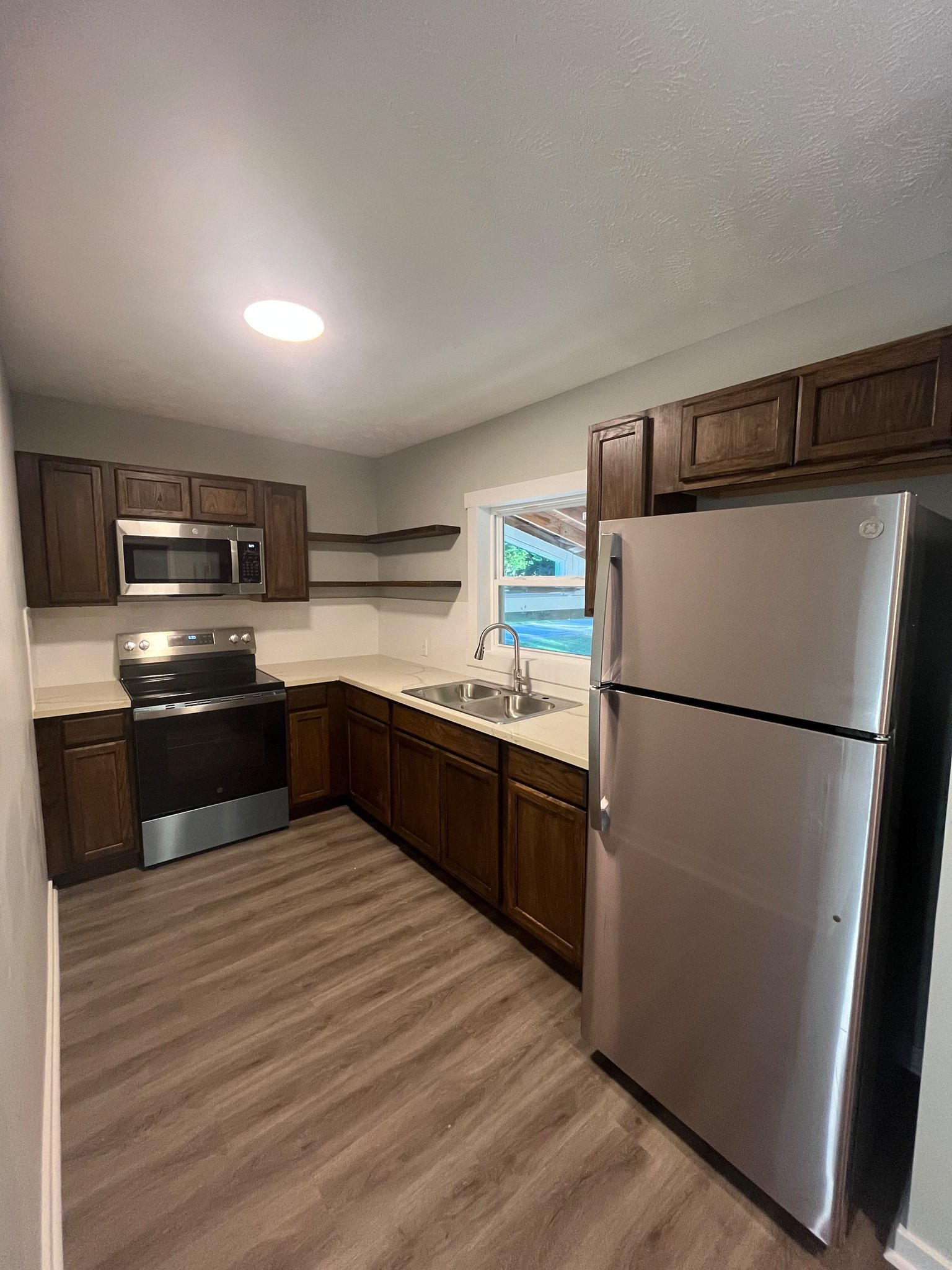 Dyersburg Other: 827 tucker st 38024