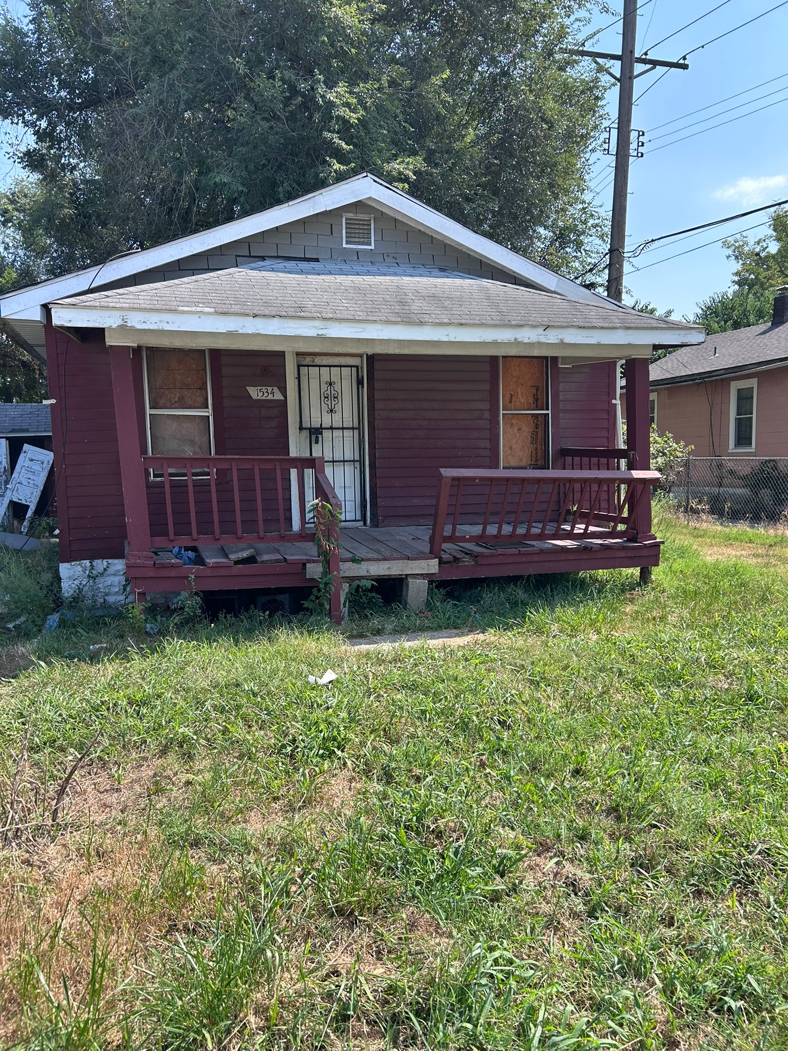 East St Louis House: 1534 N 55th