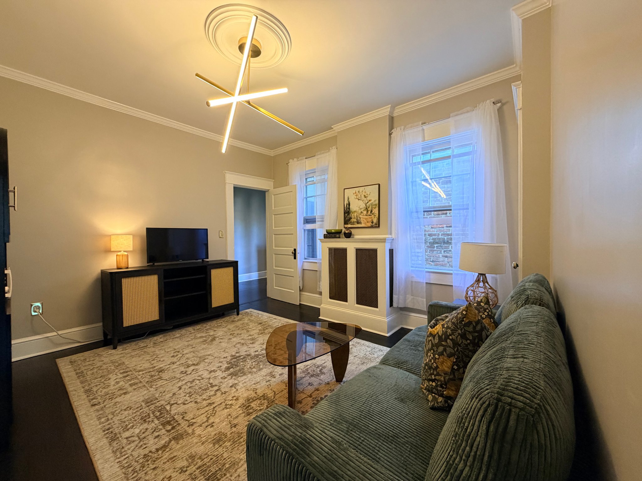 Frederick Single Room: 217 E Church St