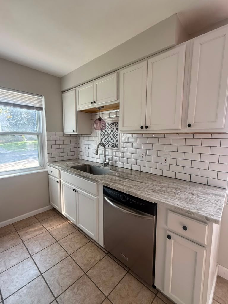 Maple Heights House: 15811 Maplewood Avenue