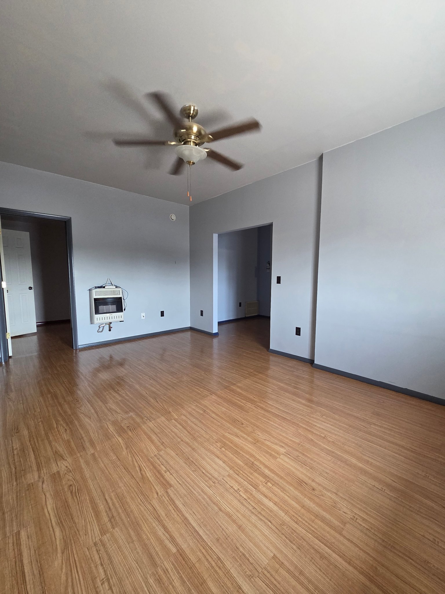 Richmond Apartment: 113 E Central Ave