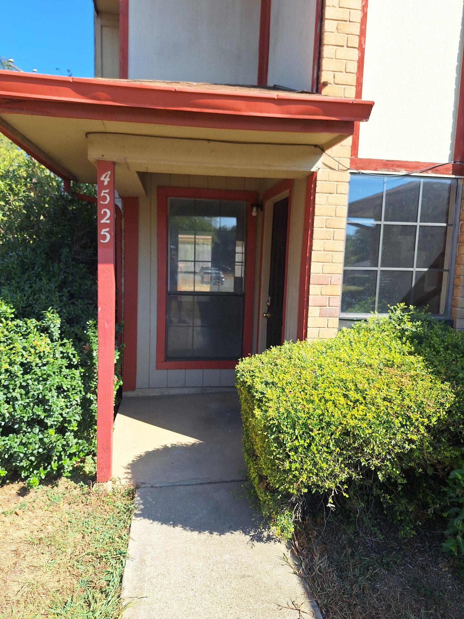Fort Worth Townhome: 4525 Compass Ct