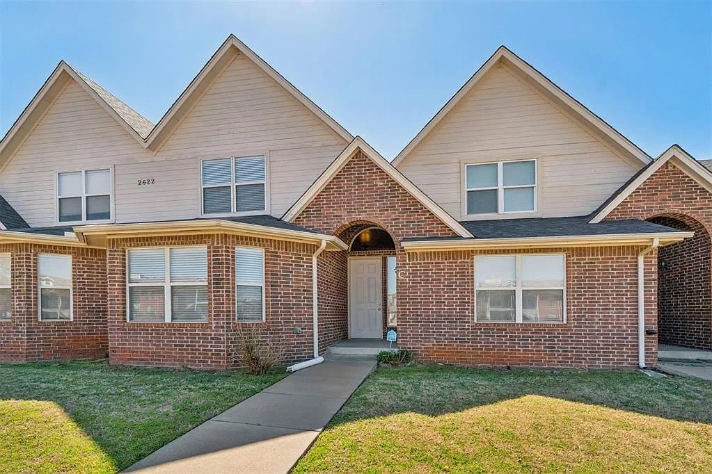 Oklahoma City House: 2622 Featherstone Road