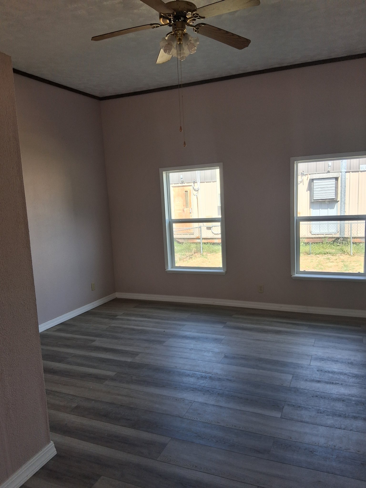 Kingsville House: 220 W Kenedy Ave
