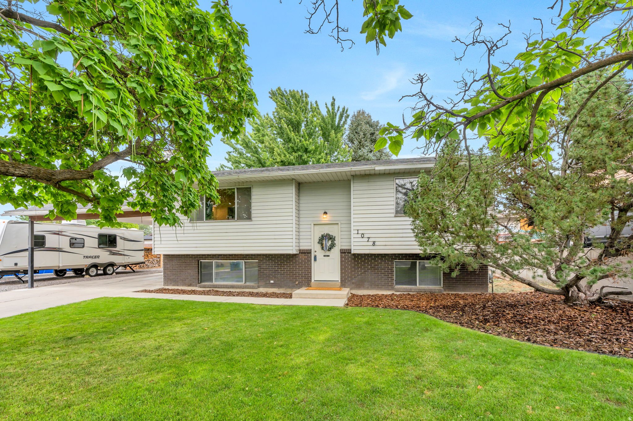 Orem House: 1078 W 1375 N