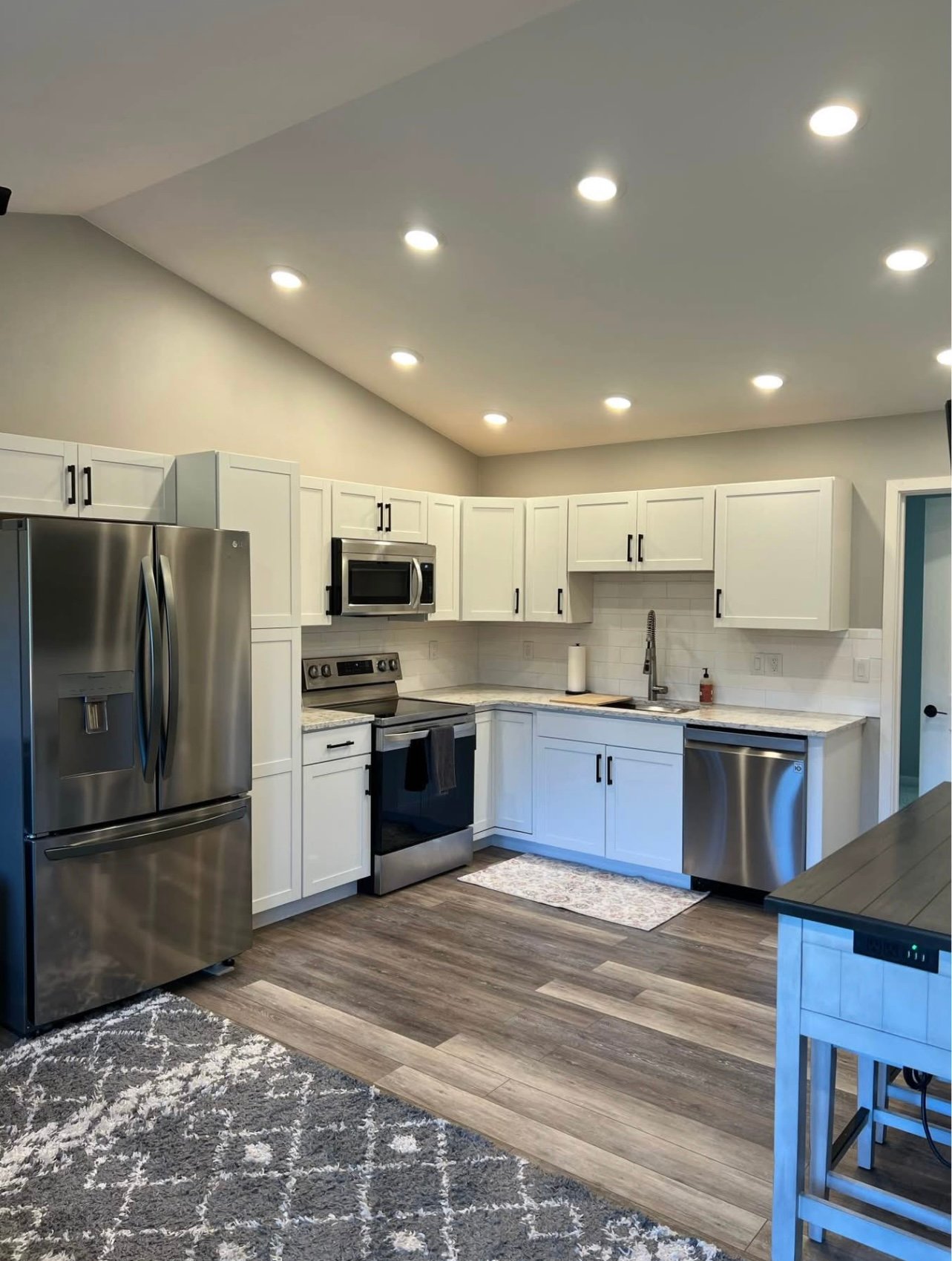 North Pole Apartment: 515 Keeling Rd