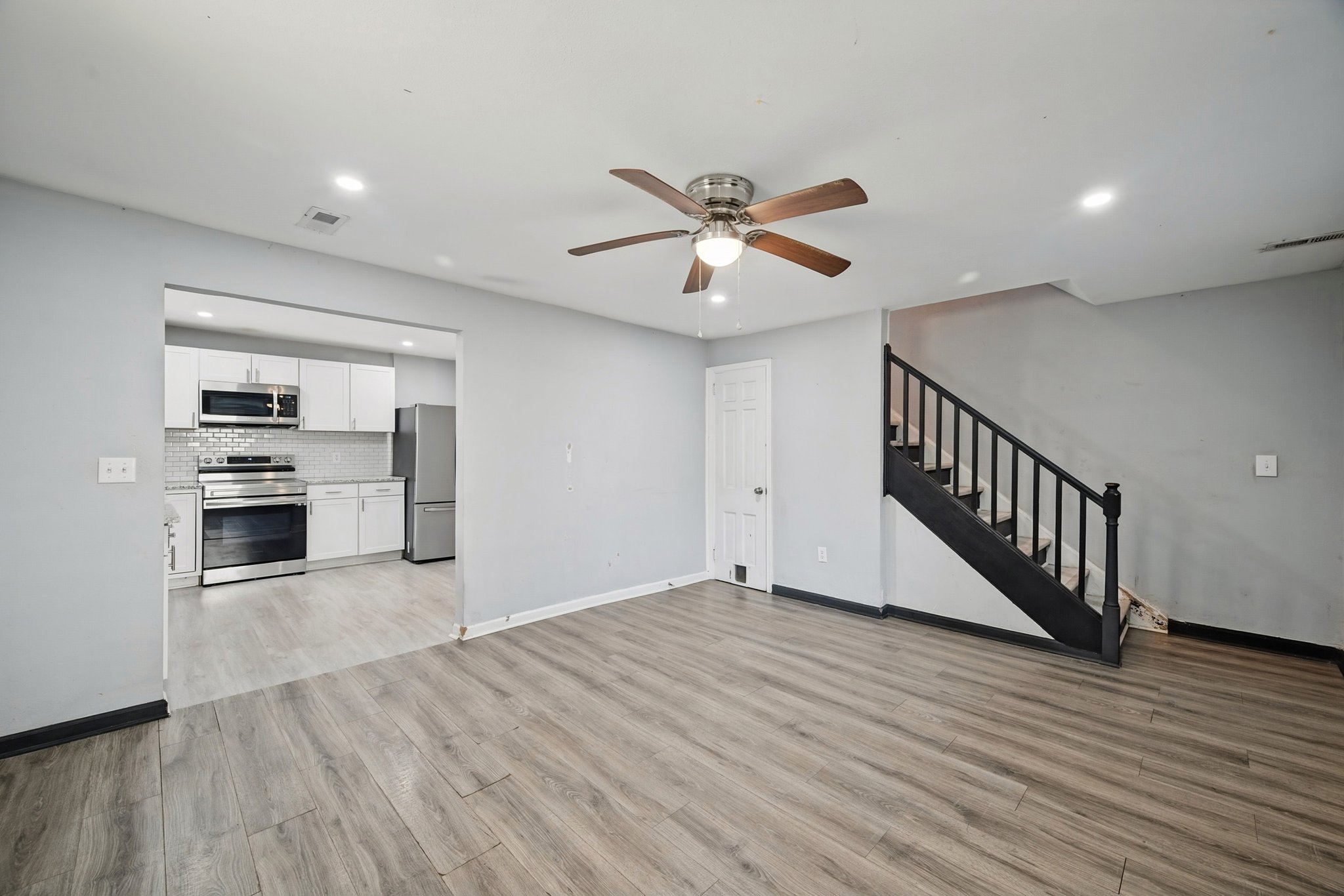 Newport News House: 819 19th Pl