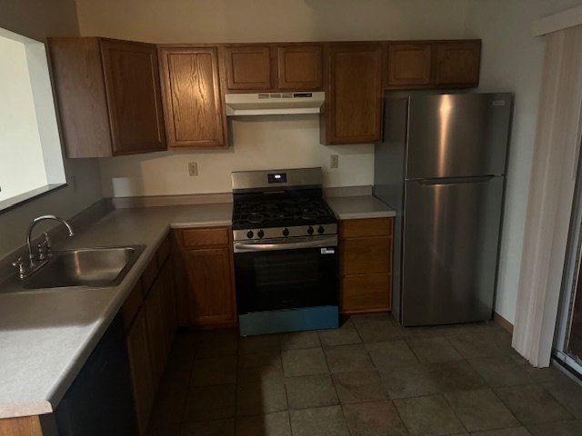 Pittsburgh Multiplex: 327 Boggs Ave #1
