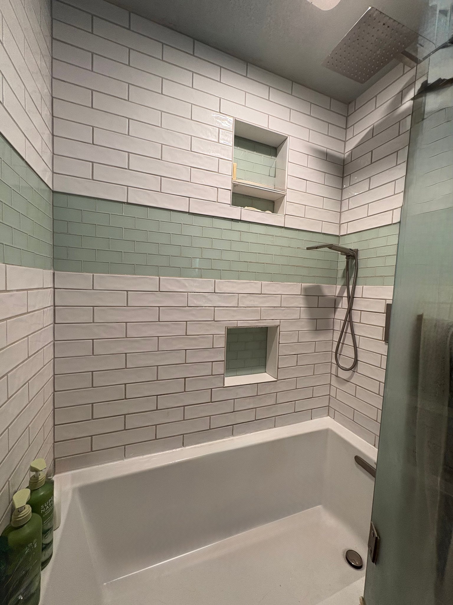 Santa Rosa House: 2656 Victoria Dr