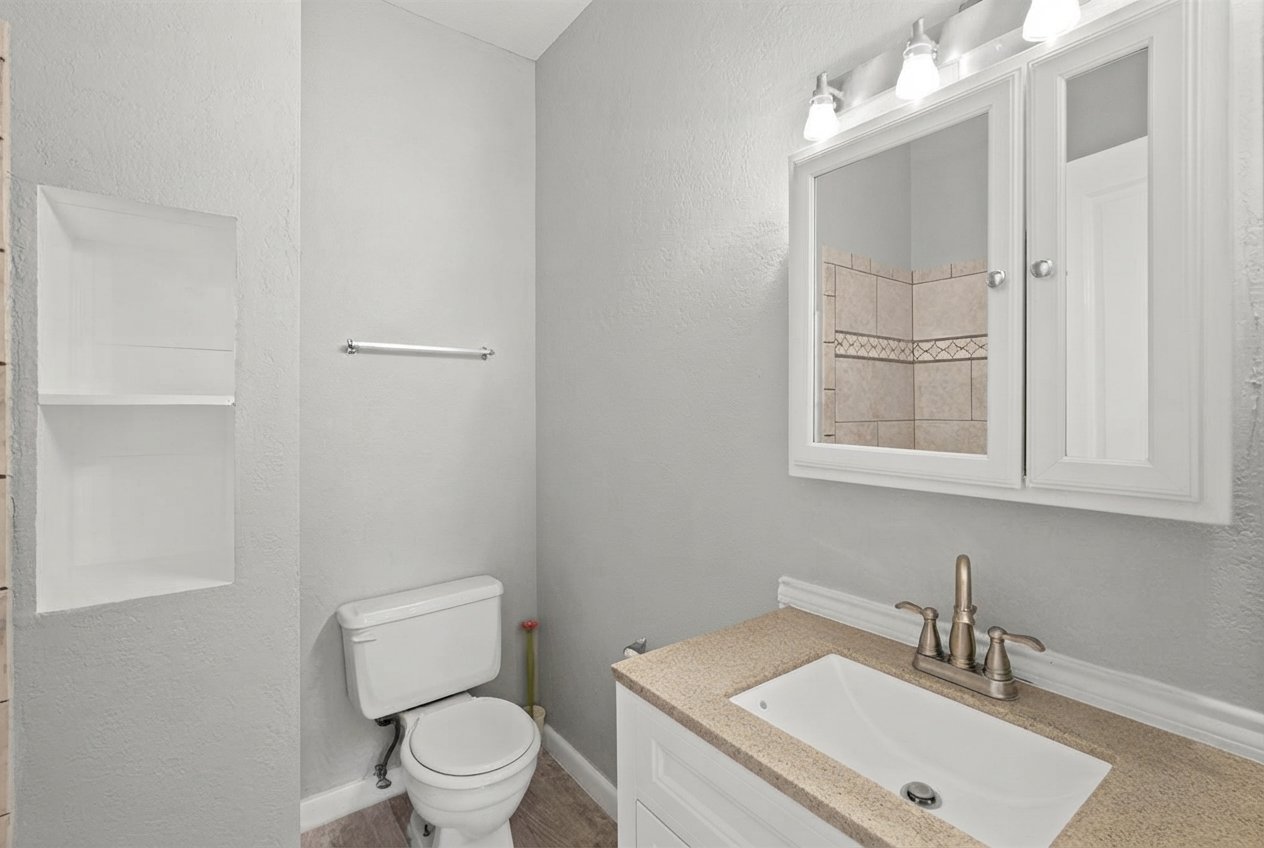 Houston Townhome: 7300 Regency Square Ct