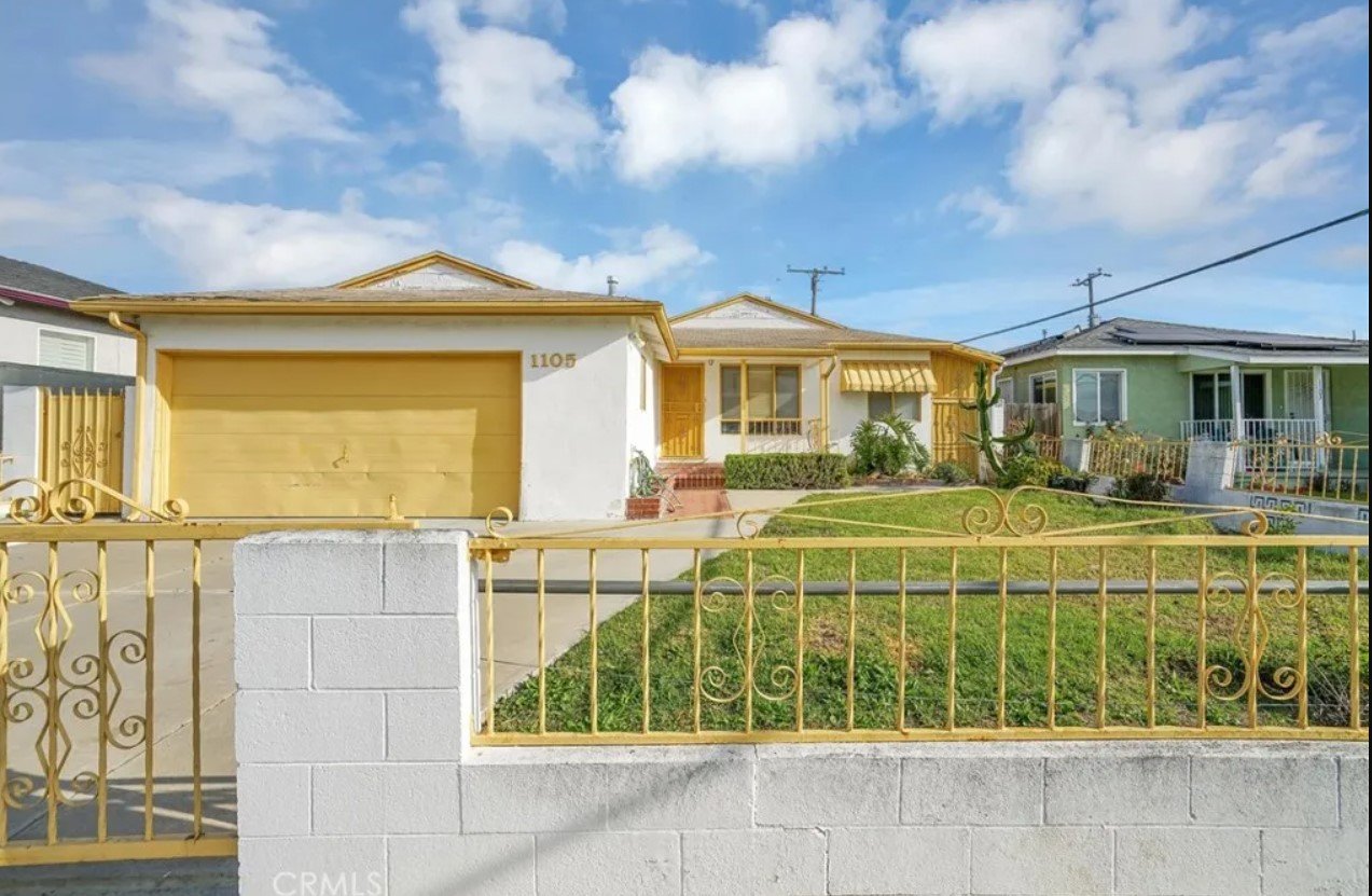 Compton House: 1105 W 156th St