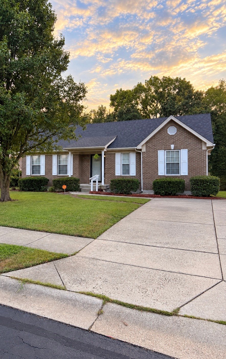 Louisville House: 11412 Reality Trail