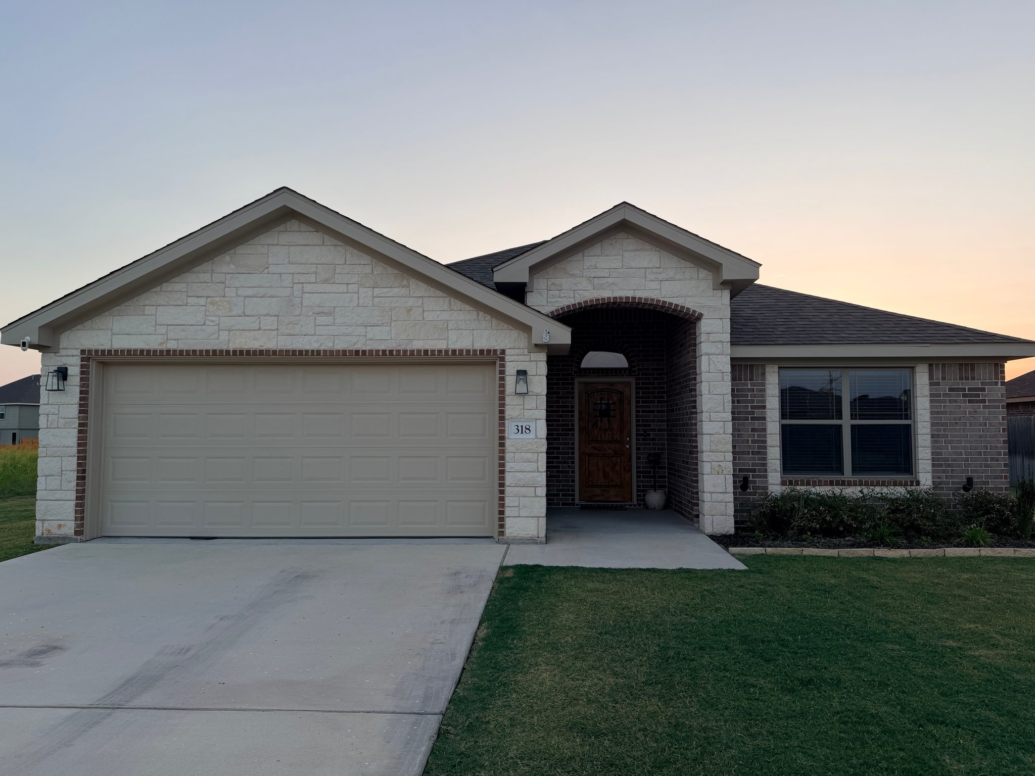 Nolanville House: 318 Walking Stick Dr