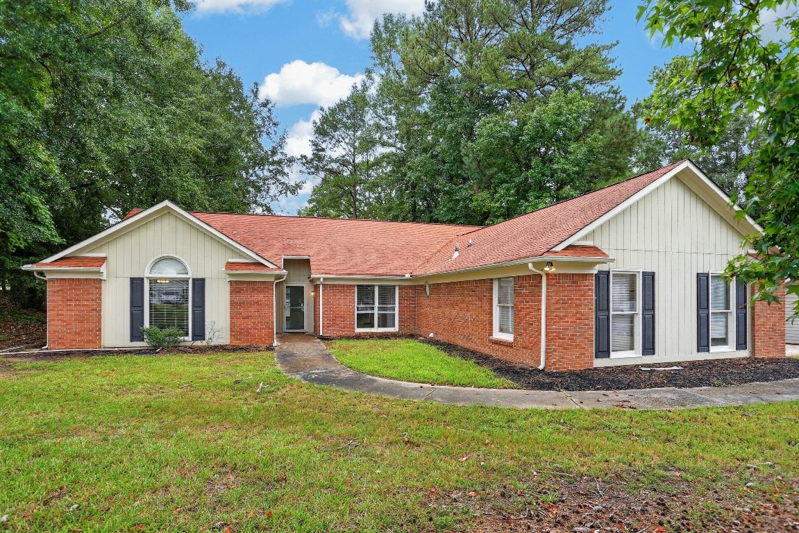 Peachtree City House: 117 Morallion Hls