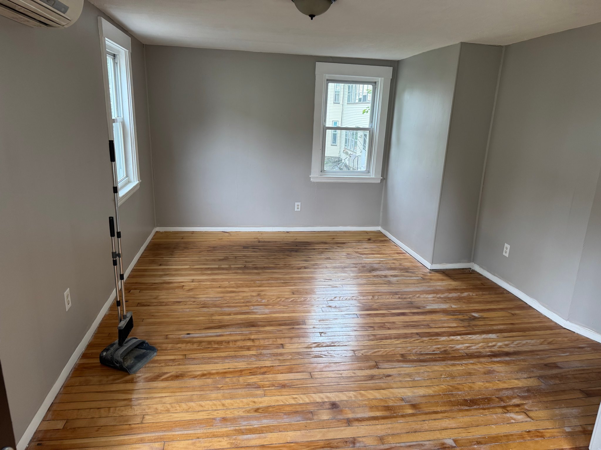 Fitchburg Apartment: 28 Beacon St