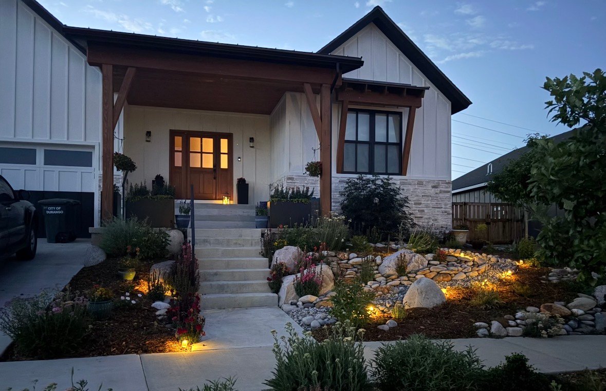 Durango House: 105 Salt Brush St