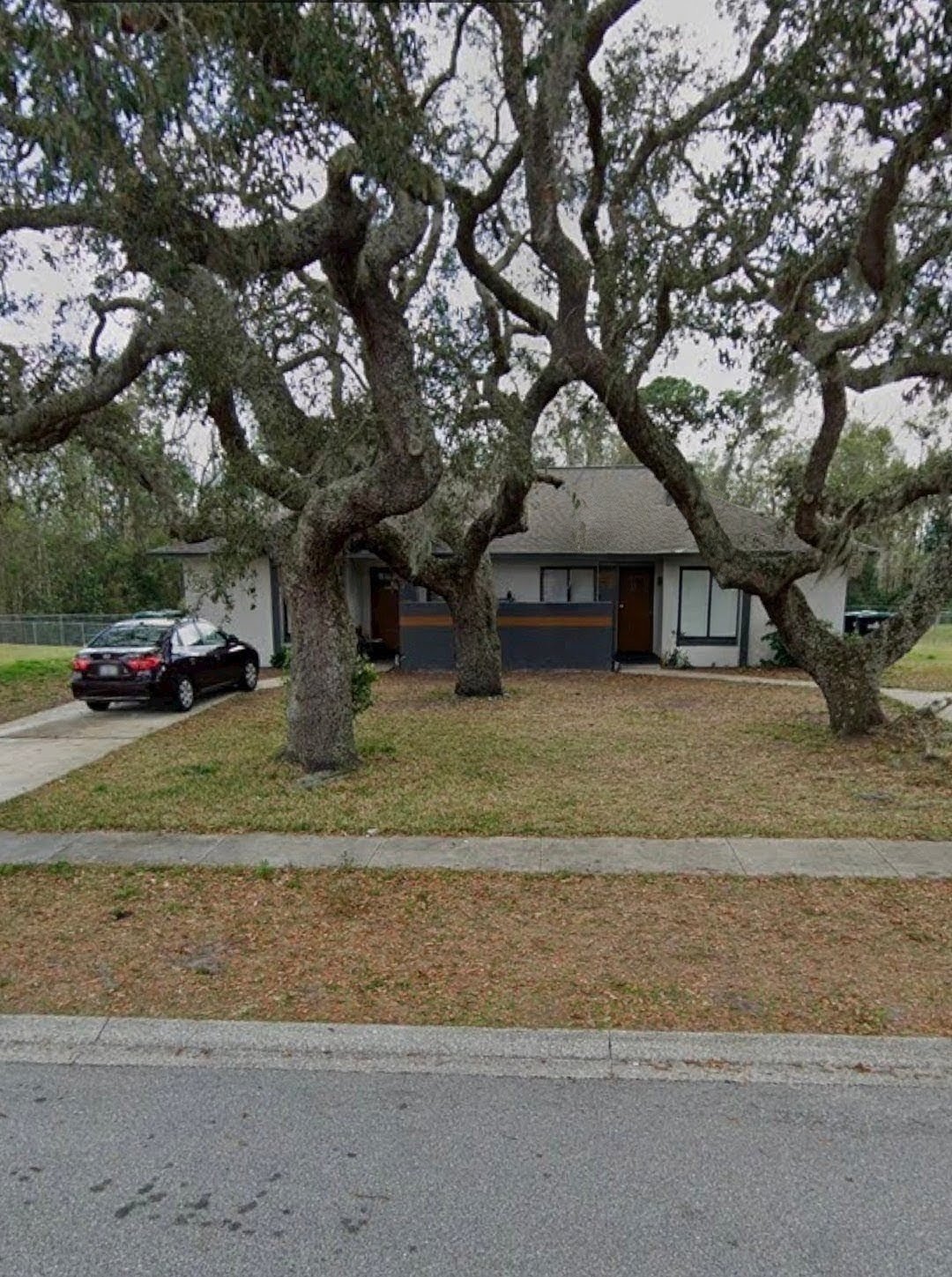 Orlando Multiplex: 10442 Riva Ridge Trl